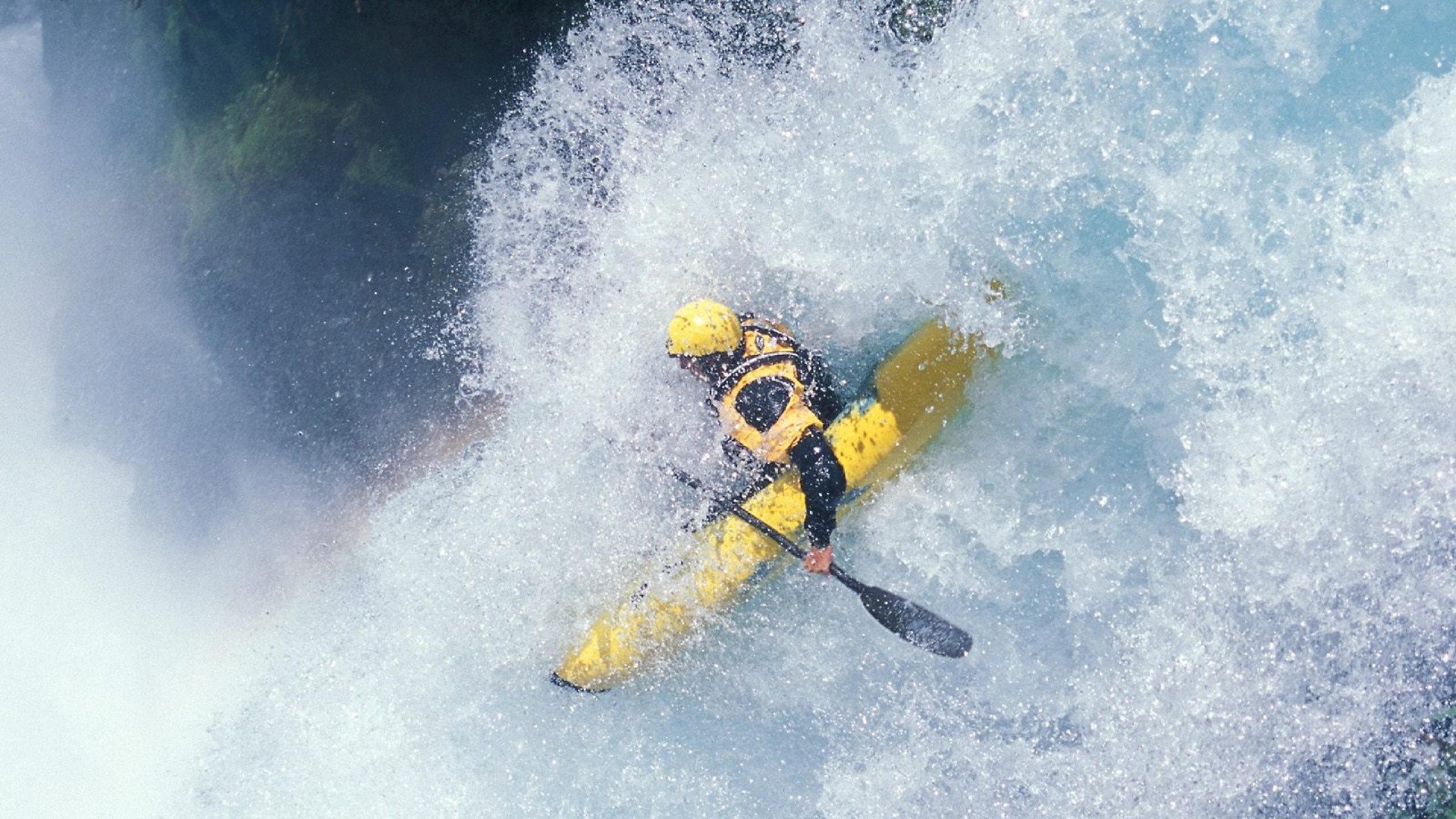 爱游戏官方入口-穿越火线全民枪王争霸赛,最强射手谁属?,全民枪战王者最厉害的枪